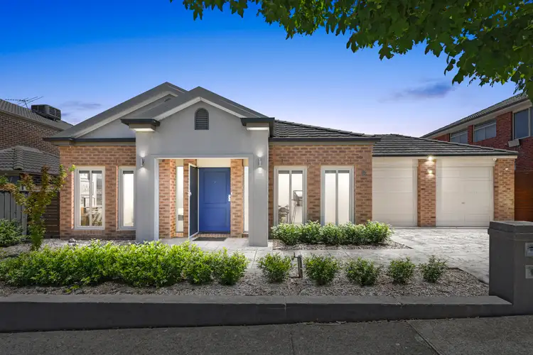 8 Garfield Way, Craigieburn VIC 3064