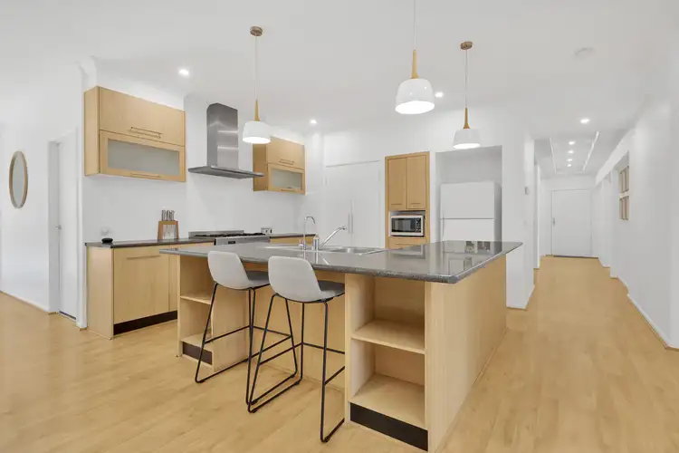 Third view of Homely house listing, 8 Garfield Way, Craigieburn VIC 3064