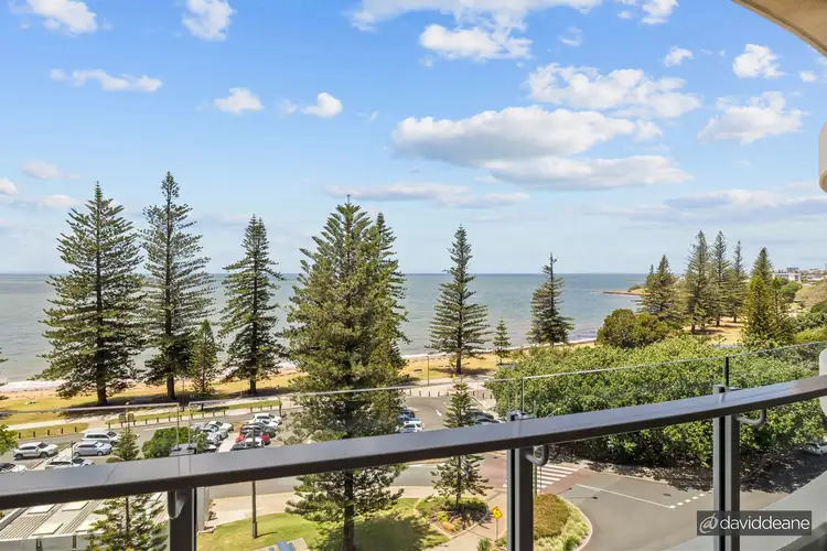 12/113 Landsborough Avenue, Scarborough QLD 4020