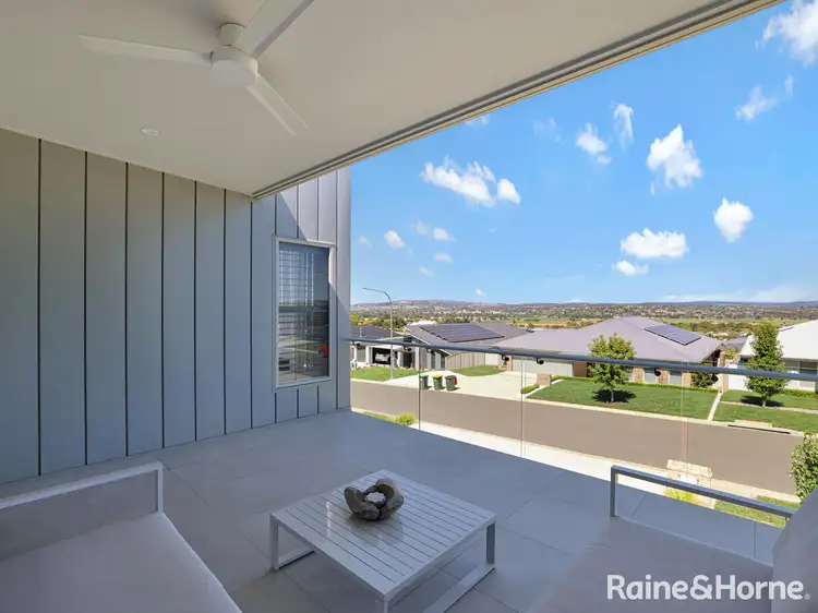 Main view of Homely house listing, 10 Dovey Drive, Kelso NSW 2795