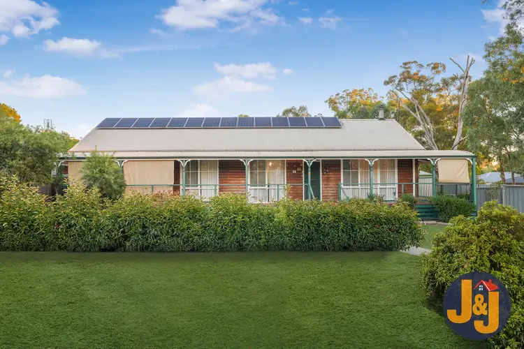 27 Wattle Drive, Heathcote VIC 3523