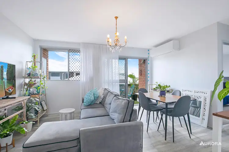 1/56 Pembroke Road, Coorparoo QLD 4151