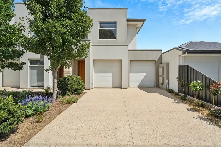 22 Kent Avenue