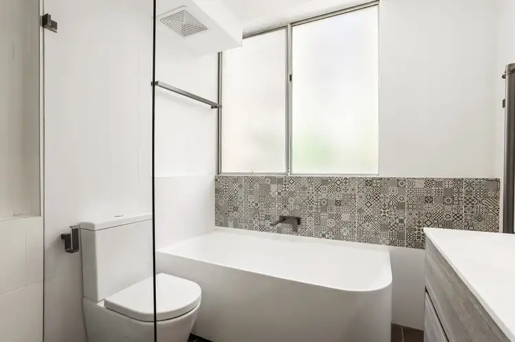 Fifth view of Homely apartment listing, 7/6-8 Ocean Street North, Bondi NSW 2026