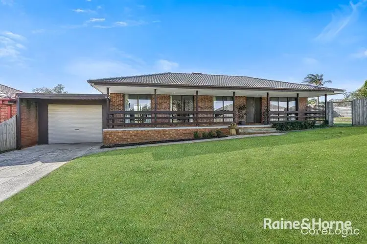 Main view of Homely house listing, 5 Walnut Court, Cranbourne North VIC 3977