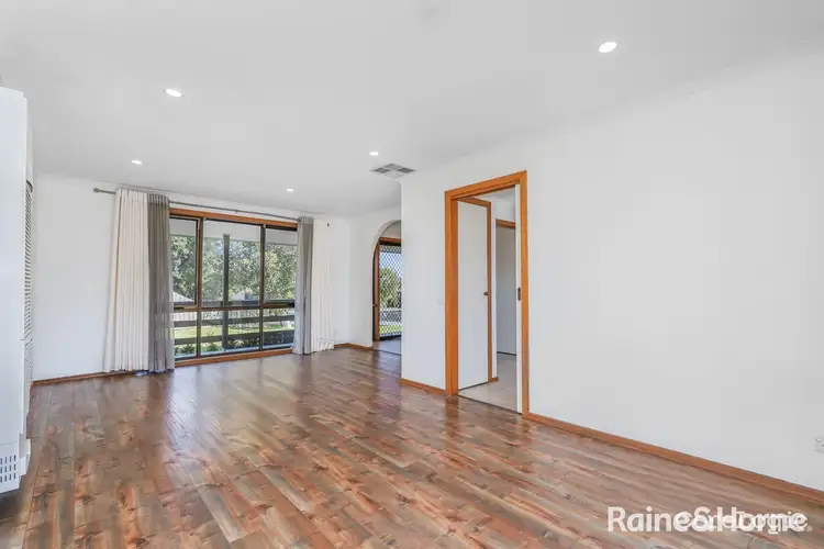 Fifth view of Homely house listing, 5 Walnut Court, Cranbourne North VIC 3977