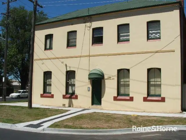 Main view of Homely unit listing, 1/2 Keppel Street, Bathurst NSW 2795