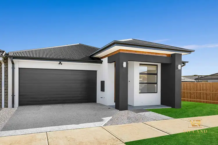 Second view of Homely house listing, 5 Thurles Street, Woodstock VIC 3751