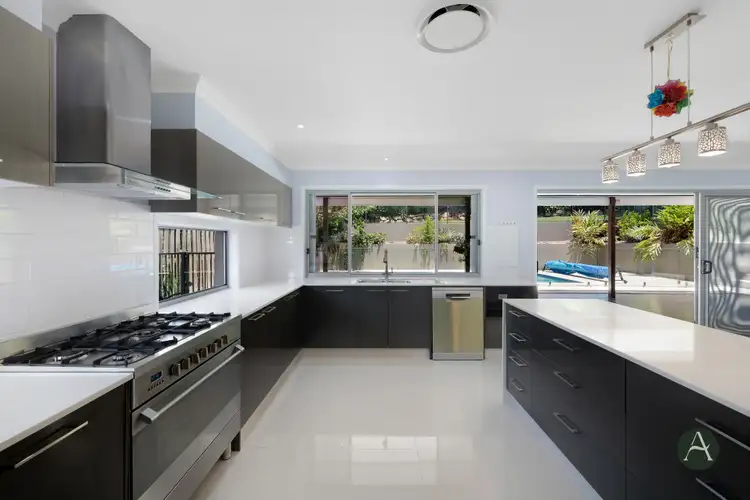 8 Isetta Court, Upper Coomera QLD 4209