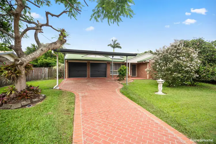 Second view of Homely house listing, 3 Greenway Drive, Pialba QLD 4655