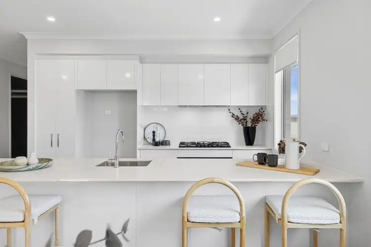 Second view of Homely house listing, 15 Paddock Circuit, Sunbury VIC 3429