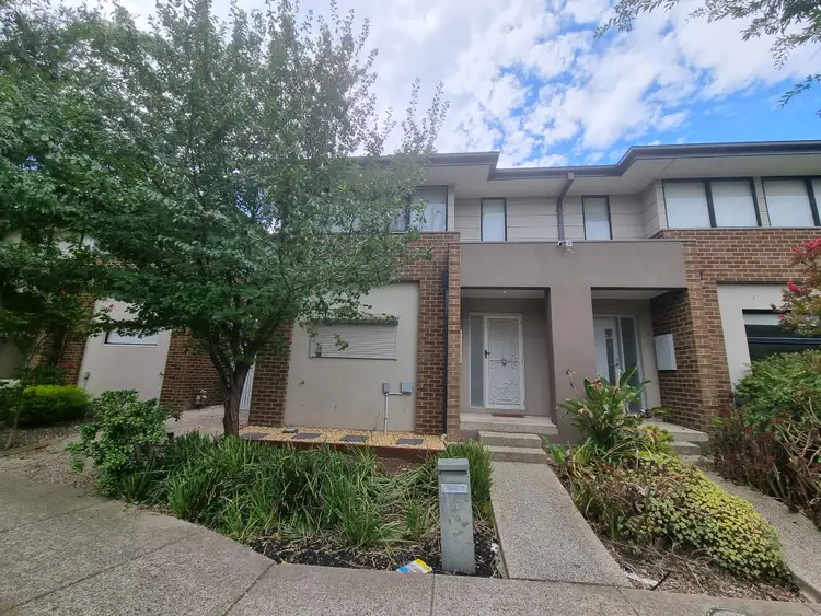 10 Pelister Place