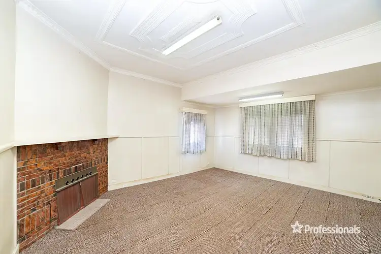 Second view of Homely house listing, 10-12 Clarence Street, Hamilton VIC 3300
