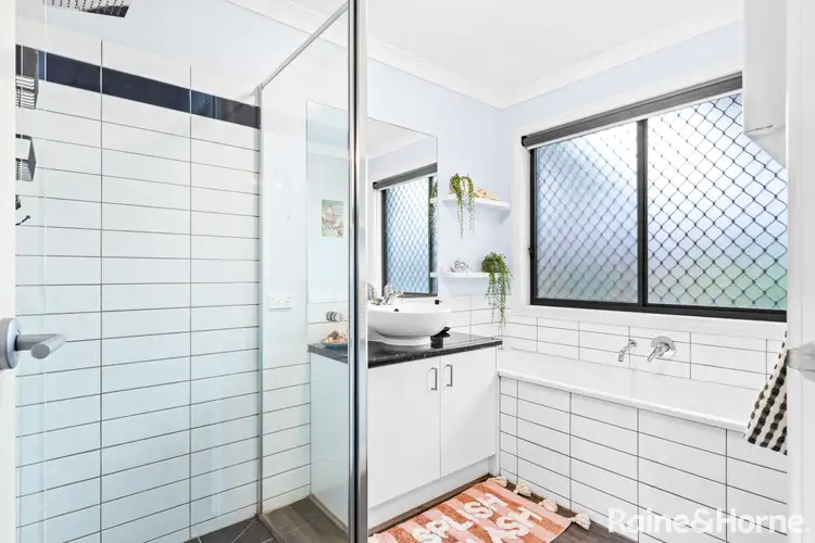 Fifth view of Homely house listing, 5 Toolern Waters Drive, Weir Views VIC 3338