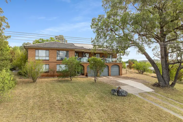 60 Riddell Street