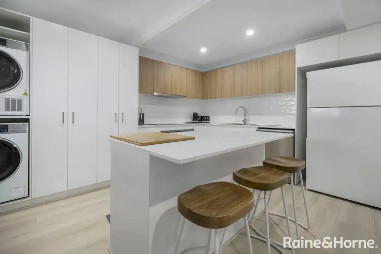 34 College Road, Campbelltown NSW 2560