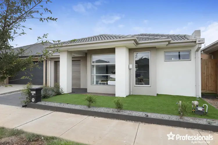 Main view of Homely house listing, 10 Gansha Street, Weir Views VIC 3338