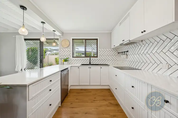 8 Isis Road, Lawnton QLD 4501