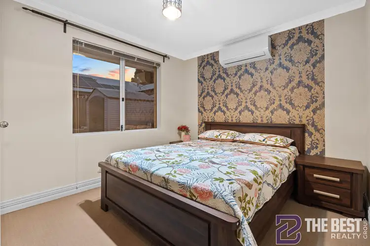 Second view of Homely house listing, 30 Strathclyde Circuit, Champion Lakes WA 6111