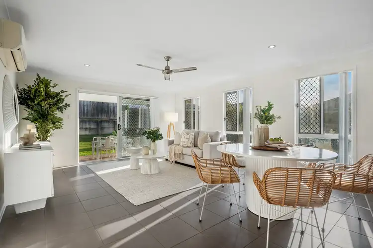 17 Wagtail Street, Upper Kedron QLD 4055