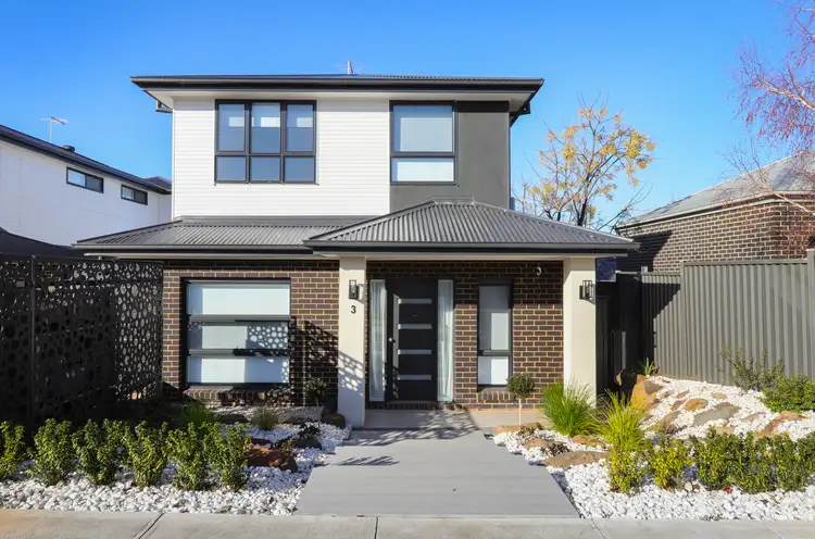 3/4 Ross Street, Darley VIC 3340