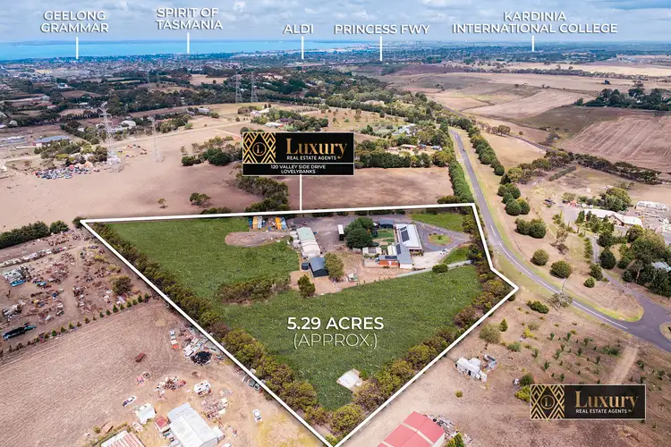 120 Valleyside Drive, Lovely Banks VIC 3213