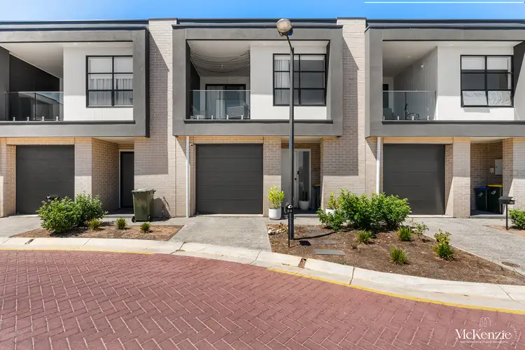 24 Harley Place, Findon SA 5023