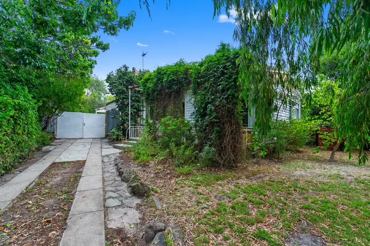 Second view of Homely house listing, 32 Cricklewood Avenue, Frankston VIC 3199