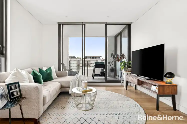 767 Botany Road