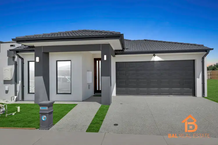 85 Bluebottle Parade, Rockbank VIC 3335