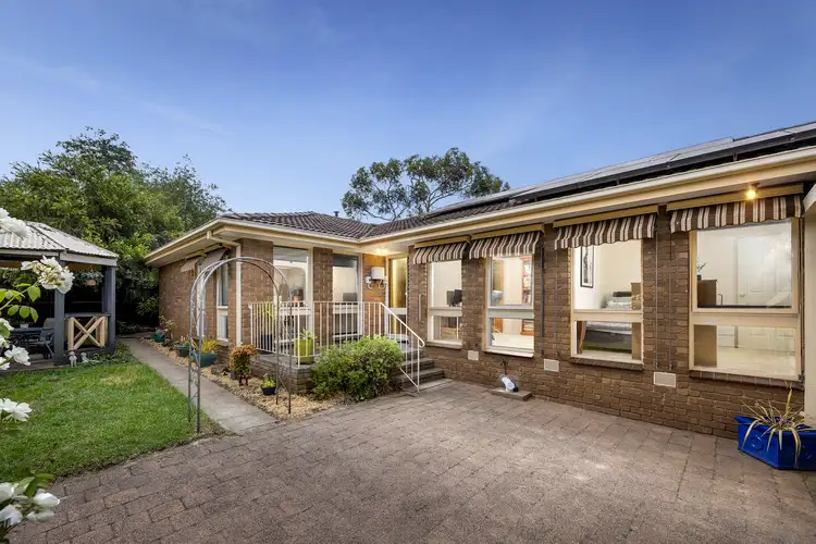 6 Gill Place, Sunbury VIC 3429