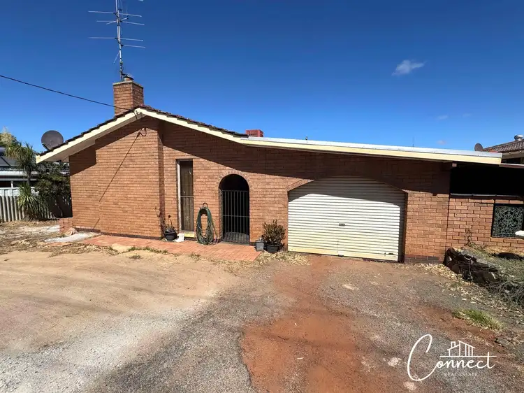 27 Goomalling Road, Northam WA 6401