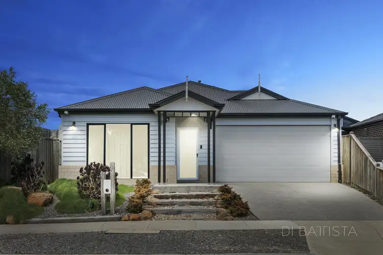 22 Hollington Drive, Mickleham VIC 3064