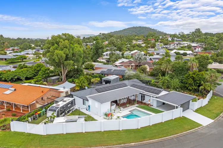 8 Nevada Place, Oxenford QLD 4210