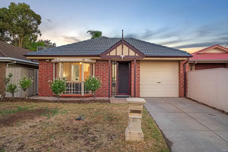 21 Burns Avenue, Pooraka SA 5095