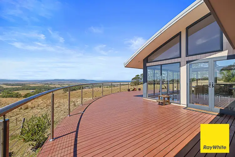 295 Savages Rd, Fish Creek VIC 3959