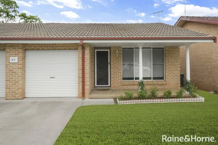 4/67 Fuchsia Crescent, Macquarie Fields NSW 2564