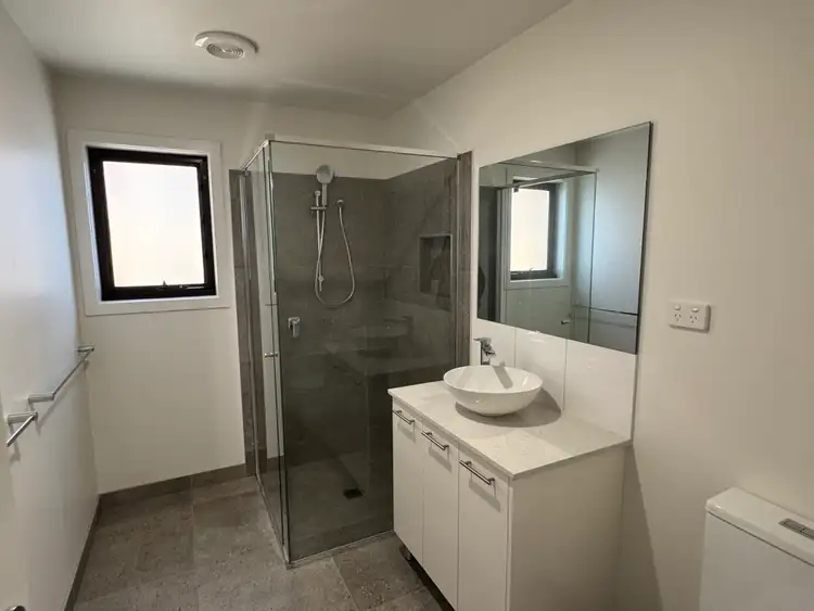 Fifth view of Homely unit listing, 2/14 Pauls Road, Lindisfarne TAS 7015