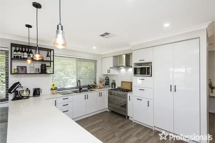6 Makin Court, Byford WA 6122