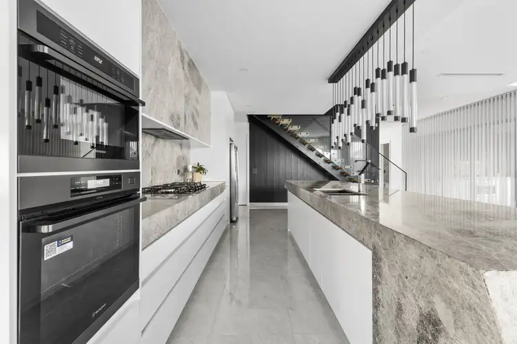 Fifth view of Homely house listing, 6 Meeriams Way, Wollert VIC 3750