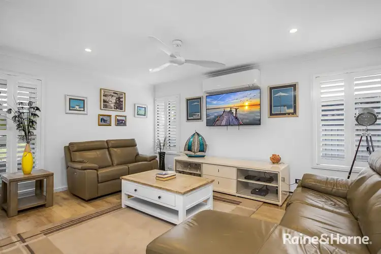 Sixth view of Homely house listing, 8 Jan Close, Caves Beach NSW 2281