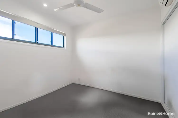 Sixth view of Homely house listing, 5/23 Roberts Street, South Gladstone QLD 4680