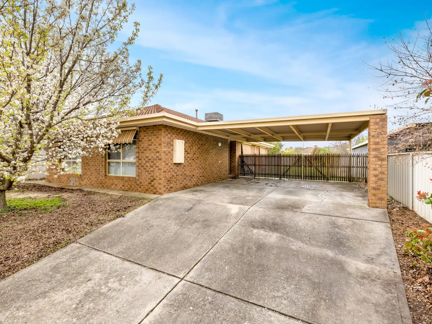 Main view of Homely house listing, 31 Edinburgh Circuit, West Wodonga VIC 3690