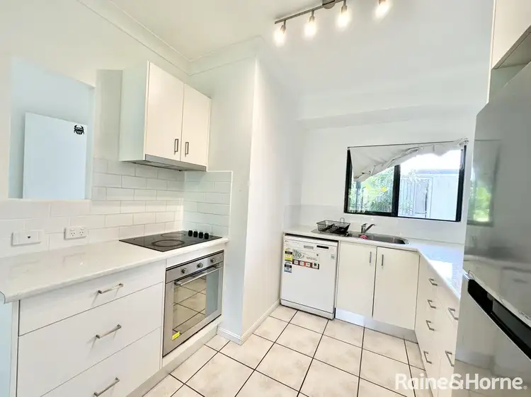 Fourth view of Homely unit listing, 2/39 Davidson Street, Port Douglas QLD 4877