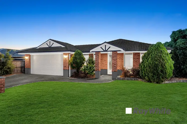 16 Bordeaux Grove, Narre Warren South VIC 3805