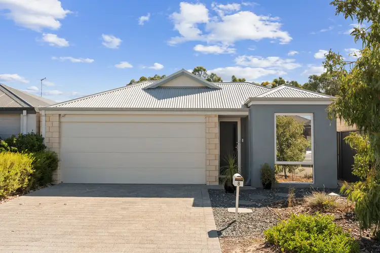 8 Angove Road