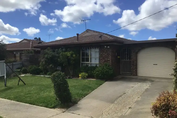 Main view of Homely house listing, 4 Lynch Court, Wodonga VIC 3690