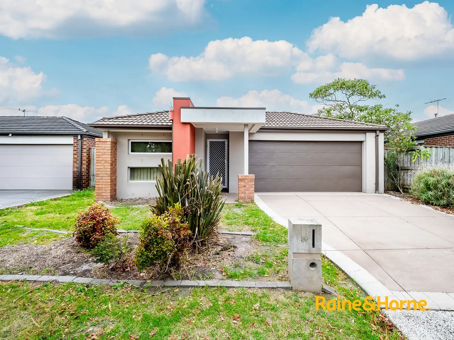Main view of Homely house listing, 39 Kosta Boda Boulevard, Pakenham VIC 3810