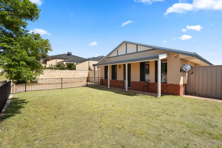 Third view of Homely house listing, 6 Madge Way, Leda WA 6170
