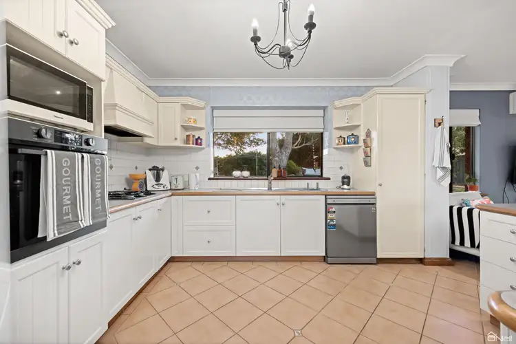 Fifth view of Homely house listing, 20 Binburra Way, Mount Nasura WA 6112